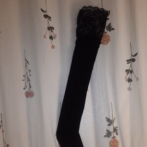 SHEIN Black Lace Trim Stockings